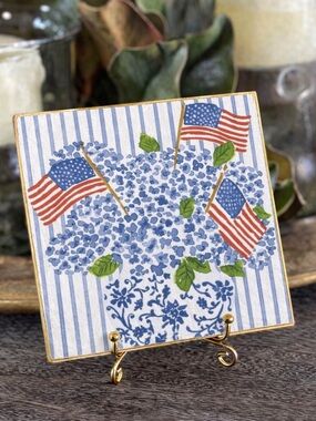 Hand Crafted Blue Hydrangea American Flag Coaster
Stone with Gold Stand 4”